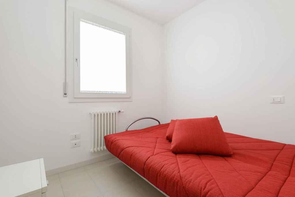 Apartment In Lignano Sabbiadoro 21782 Exteriör bild